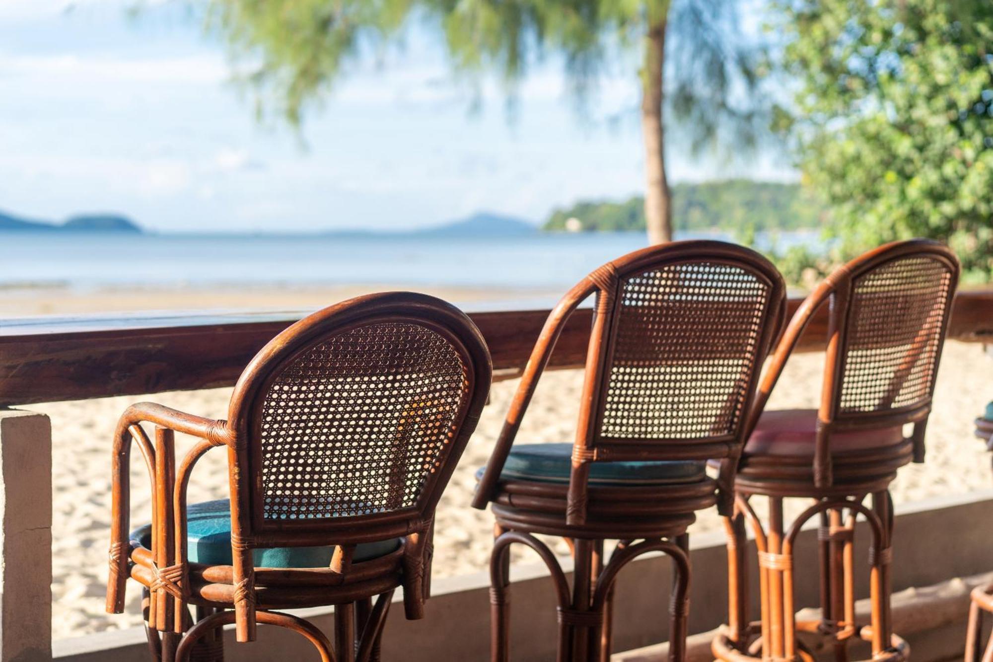 Friendship Beach Resort & Atmanjai Wellness Centre Rawai Luaran gambar