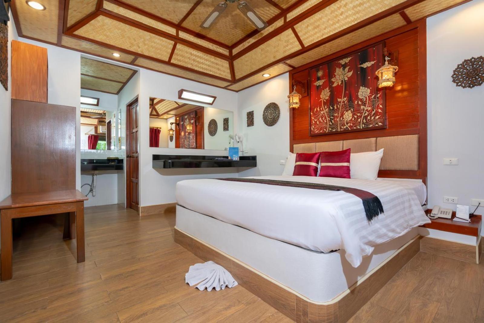 Friendship Beach Resort & Atmanjai Wellness Centre Rawai Bilik gambar